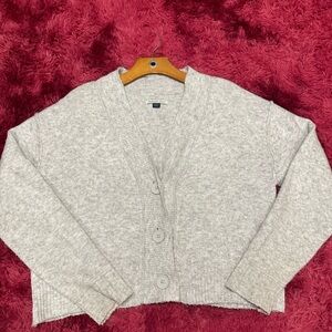 Light grey American Eagle button cardigan
